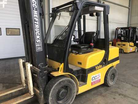 Chariots élévateurs diesel 2016  Yale GDP35VX (1)