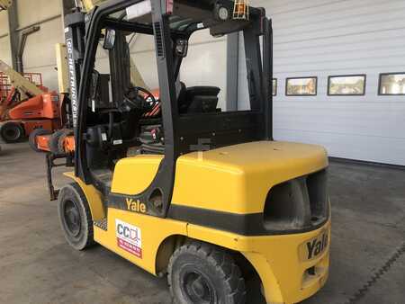Chariots élévateurs diesel 2016  Yale GDP35VX (3)