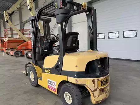 Carrelli elevatori diesel 2013  Yale GDP25VX (3)