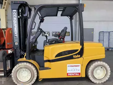 Elektrisk- 4 hjul 2023  Yale ERP55VM6 (1)