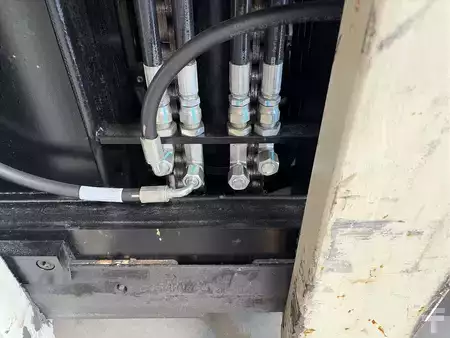 Elektrisk- 4 hjul 2023  Yale ERP55VM6 (14)