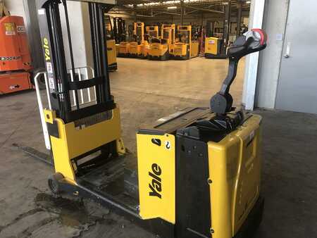Pallet Stackers Yale MC15