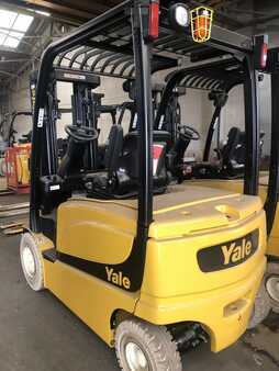 4-wiel elektrische heftrucks 2024  Yale ERP25VL (2)