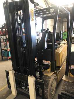 4-wiel elektrische heftrucks 2024  Yale ERP30VL (3)