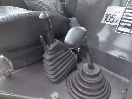 Terénní vysokozdvižný vozík 2014  Manitou M30-4 ST3B (14)