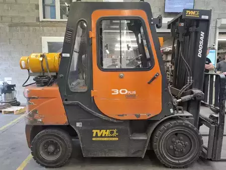 LPG Forklifts 2017  Doosan G30G PLUS (2)