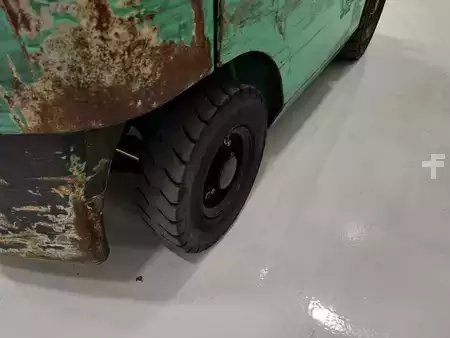Gasoltruck 2013  Mitsubishi FG18NT (16)