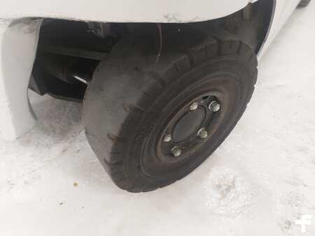 El truck - 4 hjulet 2015  Unicarriers G1Q2L25Q (17)