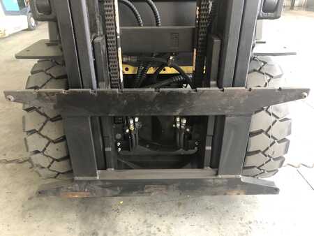 Outro 2018  Hyster H3.0XT (12)