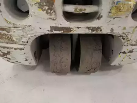 Elektryczne 4-kołowe 2016  Unicarriers A1N1L15Q (18)
