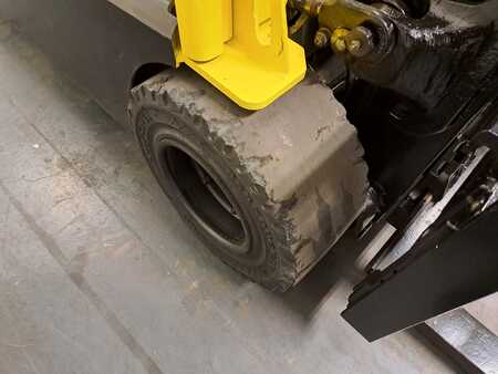 Outro 2012  Hyster J1.8XNT (13)