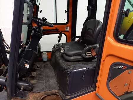 Chariots élévateurs GPL 2015  Doosan G25E-5 (6)