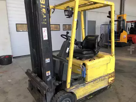 Elektrisk- 4 hjul 2001  Hyster J1.60XMT (1)
