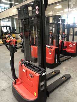 Pallet Stackers 2024  EP Equipment ESA121 (4)