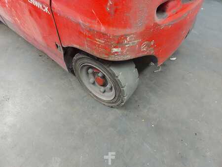 El truck - 4 hjulet 2007  Linde E16PH-01 (12)