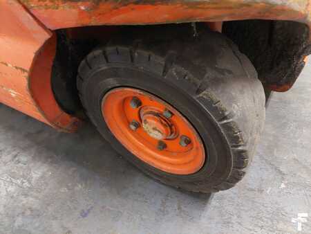 Elektro 4 Rad 2007  Linde E25-02 (13)