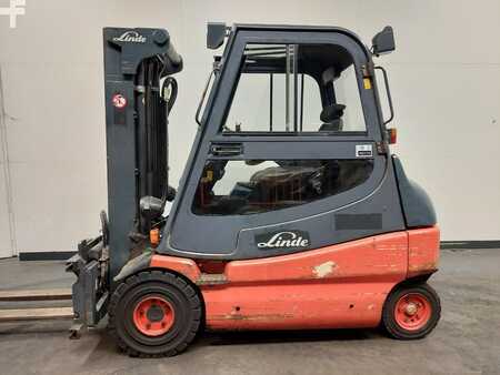 Elektro 4 Rad 2007  Linde E25-02 (5)