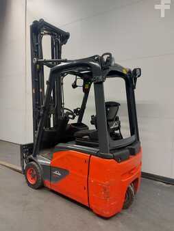 Carrelli elettrici 4 ruote 2015  Linde E16C-02 (14)