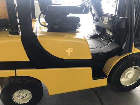 Treibgasstapler 2014  Yale GLP25VX (3)