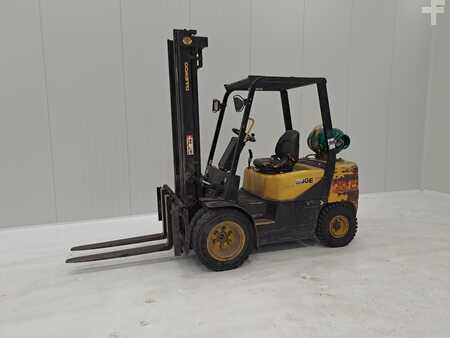 Propane Forklifts 2002  Daewoo G30E-3 (1)