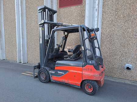 Elektromos 4 kerekű 2017  Linde E30L-01 (2)