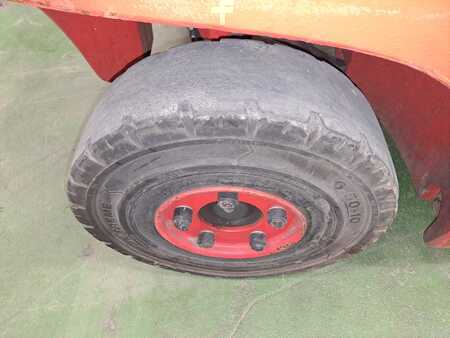 Treibgasstapler 2019  Linde H25T-02 (11)