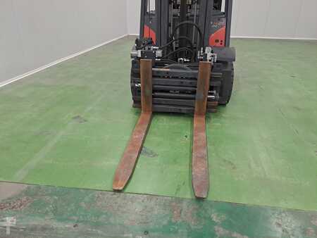 Treibgasstapler 2019  Linde H25T-02 (4)