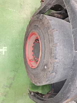 Treibgasstapler 2019  Linde H25T-02 (9)