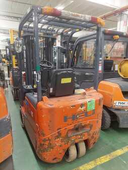 Carrelli elettrici 4 ruote 2009  Heli CPD15S (2)