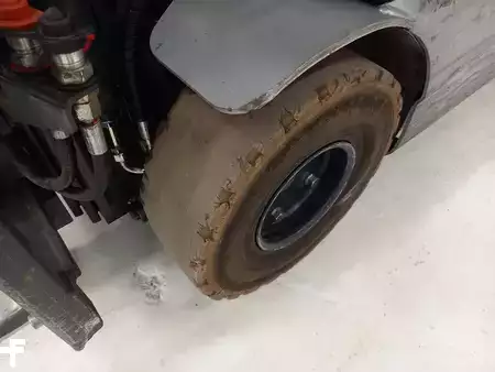 Chariots électriques à 4 roues 2015  Still RX 20-16 (11)