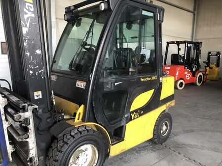 Chariots élévateurs GPL 2016  Yale GLP30VX (2)