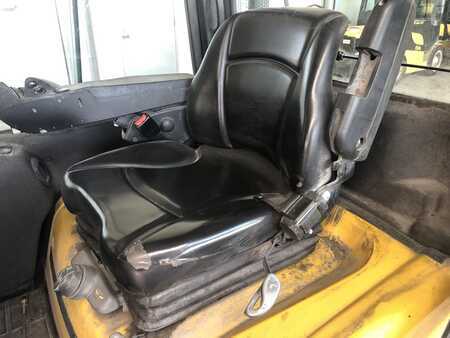 Diesel heftrucks 2017  Yale GDP30VX (5)