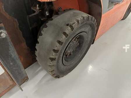 Chariots électriques à 4 roues 2008  Toyota 7FB15 (12)