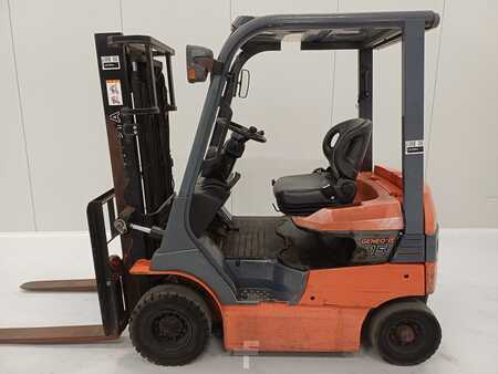 Chariots électriques à 4 roues 2008  Toyota 7FB15 (2)