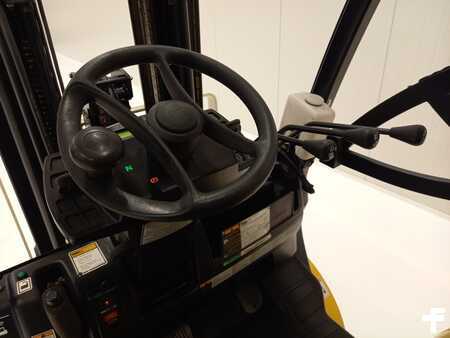LPG heftrucks 2017  Yale GLP25VX (5)