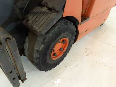 Chariots électriques à 4 roues 2000  Linde E25-02 (6)