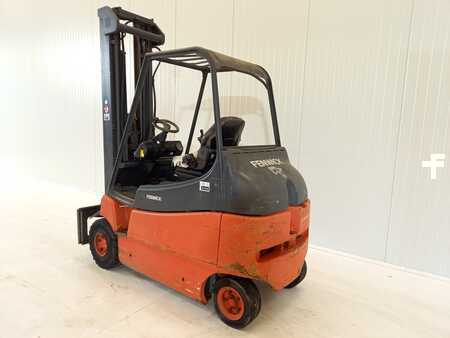 Chariots électriques à 4 roues 2000  Linde E25-02 (8)