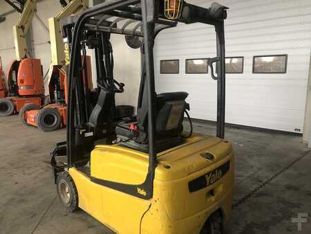 El truck - 4 hjulet 2017  Yale ERP18VT (2)