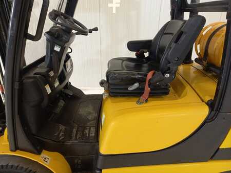 LPG heftrucks 2015  Yale GLP25VX (7)