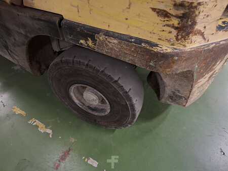 Carretilla elevadora diésel 2006  Hyster H3.5FT (10)