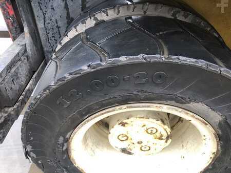 Dieseltrukki 2012  Yale GDP160EC (19)