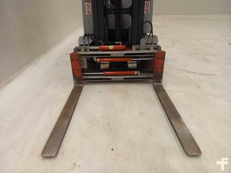 Elektrisk- 4 hjul 2019  Still RX 60-25 (7)