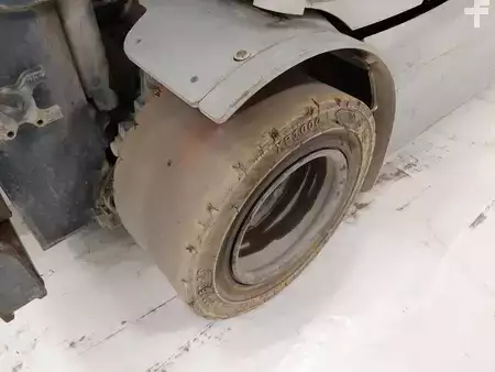 Electric - 4 wheels 2019  Still RX 20-20PL (16)