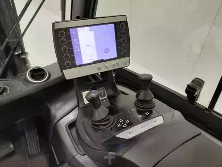 Electric - 4 wheels 2019  Still RX 20-20PL (8)