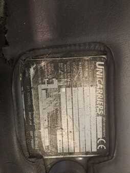Nestekaasutrukki 2016  Unicarriers U1D2A25LQ (13)