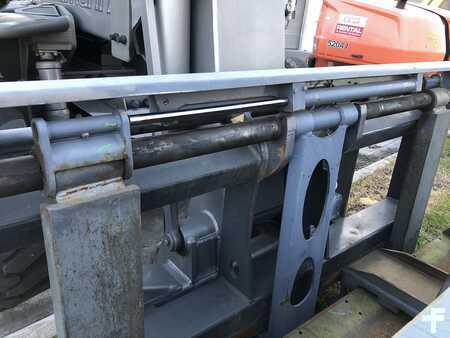 Teleskopstapler-Starr 2006  Merlo P101.10 HM (16)