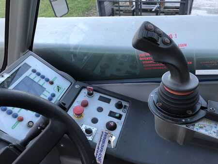 Teleskopstapler-Starr 2006  Merlo P101.10 HM (5)