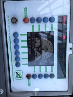 Teleskopstapler-Starr 2006  Merlo P101.10 HM (7)