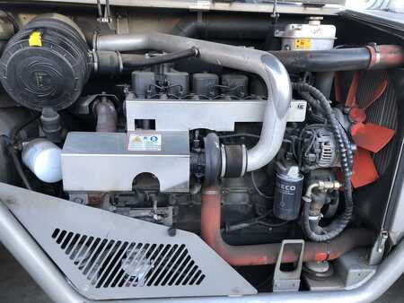 Teleskopstapler-Starr 2006  Merlo P101.10 HM (9)