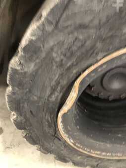 Dieselový VZV 2019  Hyster H8.0FT6 (16)